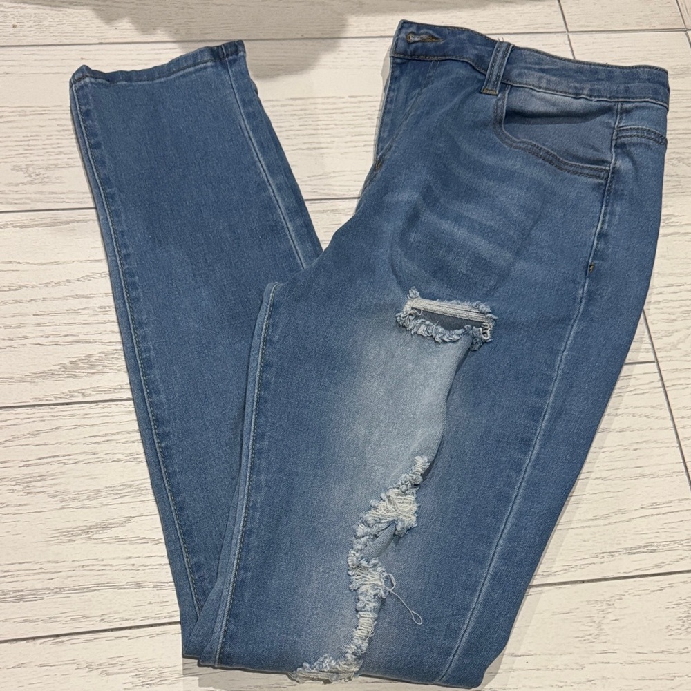 SHEIN Blue Ripped Skinny Jeans